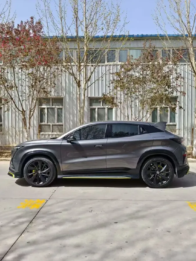 2022 ChangAn UNI-T 1.5T 188HP L4 7DCT,autocango,china used car exporter,china ev exporter,chinese used car exporter,chinese used ev exporter