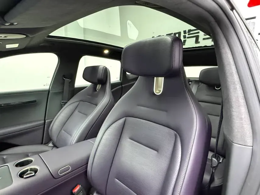 2024 Avatr 07 1.5T 156HP L4 REEV 39.05KWH,autocango,china used car exporter,china ev exporter,chinese used car exporter,chinese used ev exporter