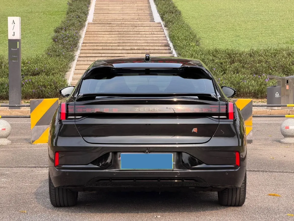 2021 Zeekr 001 BEV 86KWH,autocango,china used car exporter,china ev exporter,chinese used car exporter,chinese used ev exporter