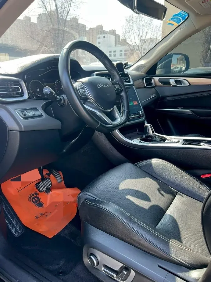 2019 Beijing BJ40 2.0T 218HP L4 6AT,autocango,china used car exporter,china ev exporter,chinese used car exporter,chinese used ev exporter