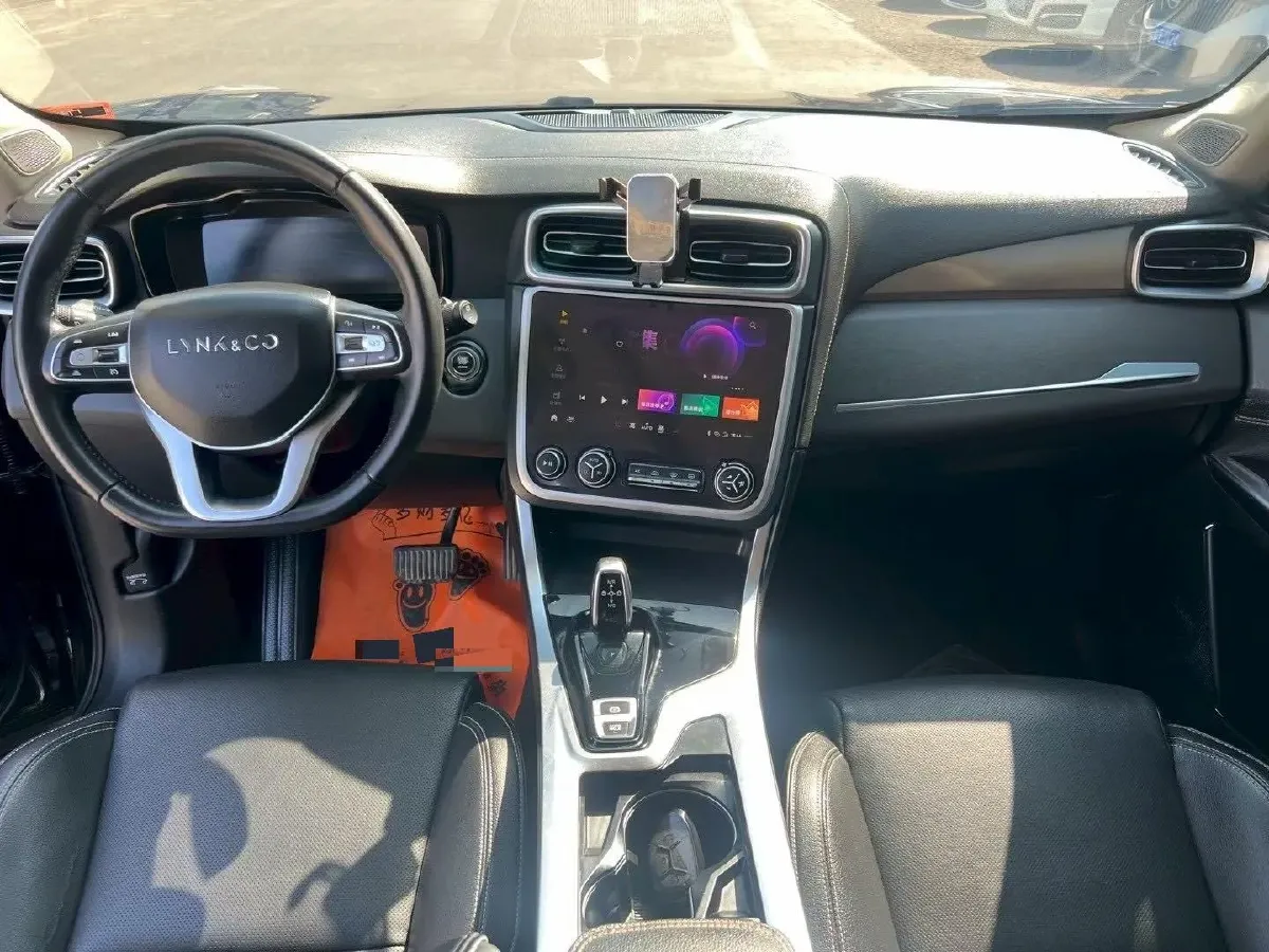 2019 Beijing BJ40 2.0T 218HP L4 6AT,autocango,china used car exporter,china ev exporter,chinese used car exporter,chinese used ev exporter