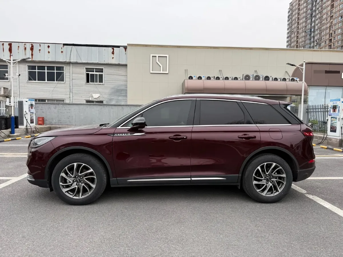 2021 Lincoln Corsair 2.0T 245HP L4 8AT,autocango,china used car exporter,china ev exporter,chinese used car exporter,chinese used ev exporter