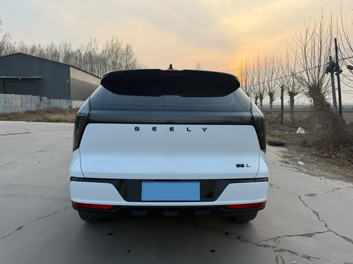 2025 Geely StarRay 1.5T 181HP L4 7DCT,autocango,china used car exporter,china ev exporter,chinese used car exporter,chinese used ev exporter