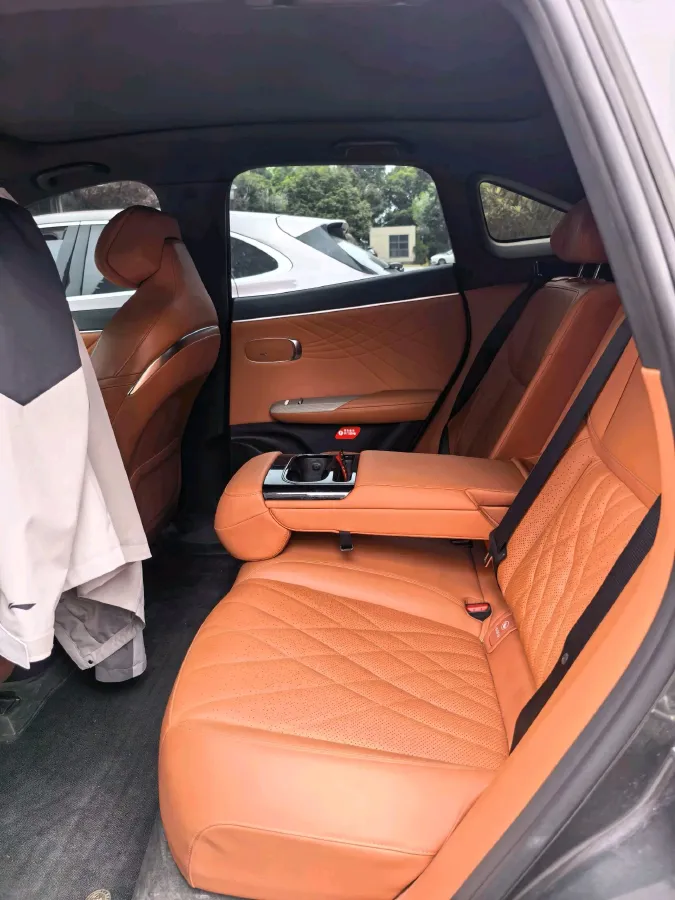 2023 Deepal S07 BEV 66.8KWH,autocango,china used car exporter,china ev exporter,chinese used car exporter,chinese used ev exporter