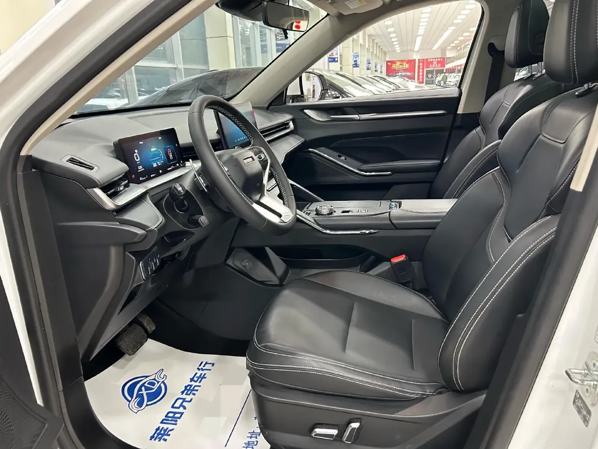 2021 Haval H6 2.0T 211HP L4 7DCT,autocango,china used car exporter,china ev exporter,chinese used car exporter,chinese used ev exporter