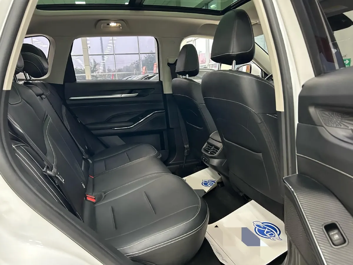 2021 Haval H6 2.0T 211HP L4 7DCT,autocango,china used car exporter,china ev exporter,chinese used car exporter,chinese used ev exporter