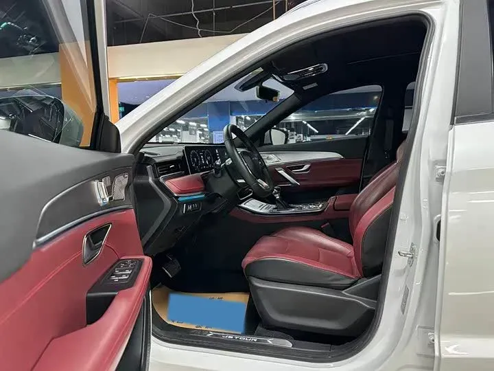 2021 Jetour X70 1.6T 197HP L4 7DCT,autocango,china used car exporter,china ev exporter,chinese used car exporter,chinese used ev exporter