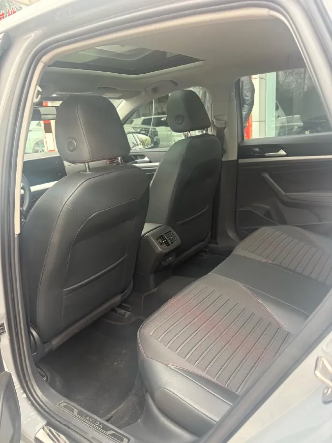 2023 Volkswagen Lavida 1.4T 150HP L4 7DCT,autocango,china used car exporter,china ev exporter,chinese used car exporter,chinese used ev exporter