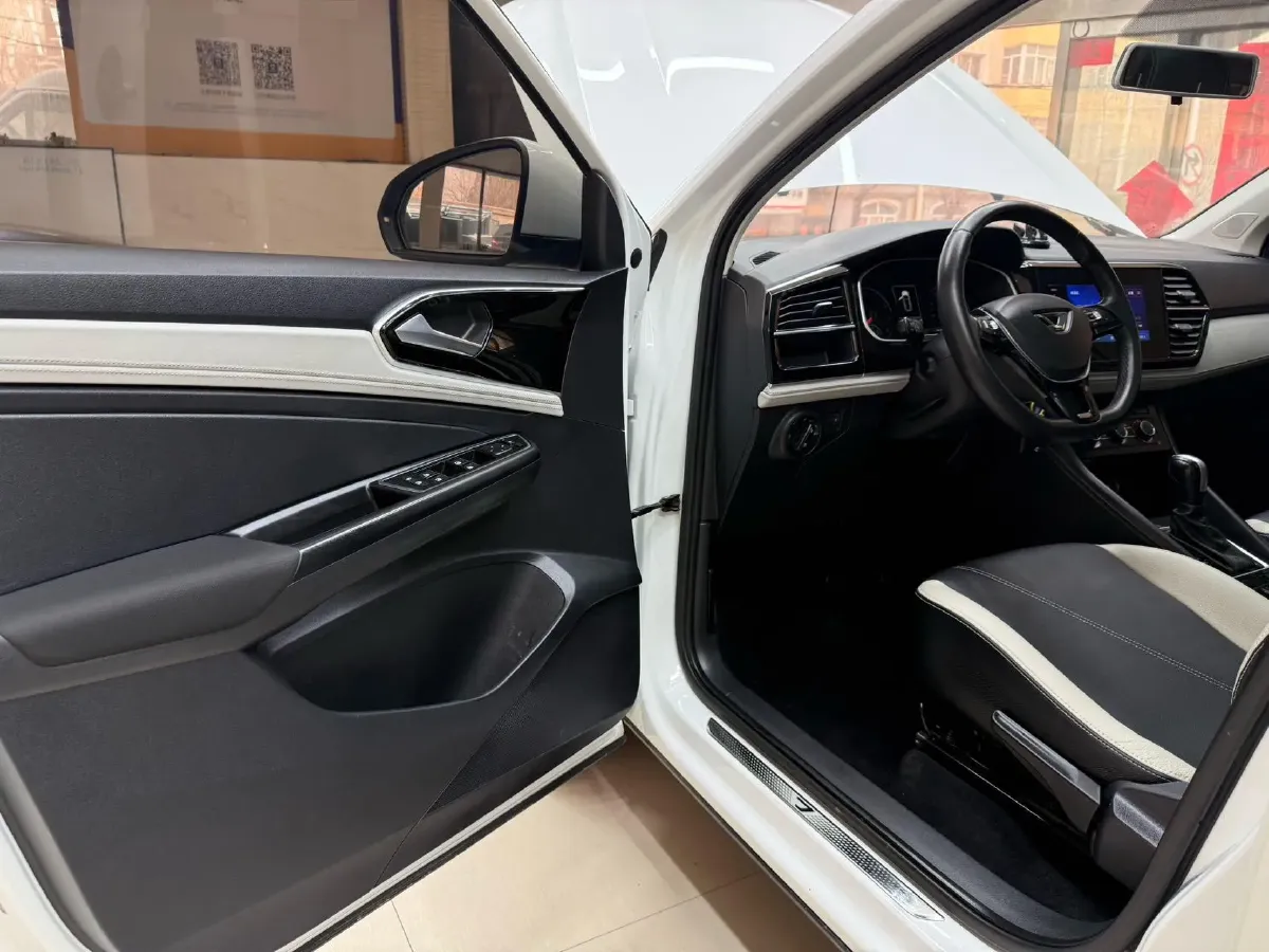 2023 Jetta VS7 1.4T 150HP L4 6AT,autocango,china used car exporter,china ev exporter,chinese used car exporter,chinese used ev exporter