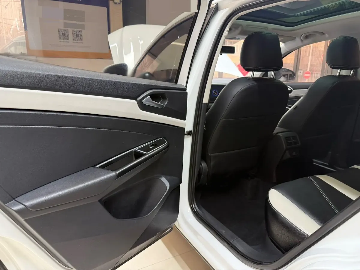 2023 Jetta VS7 1.4T 150HP L4 6AT,autocango,china used car exporter,china ev exporter,chinese used car exporter,chinese used ev exporter