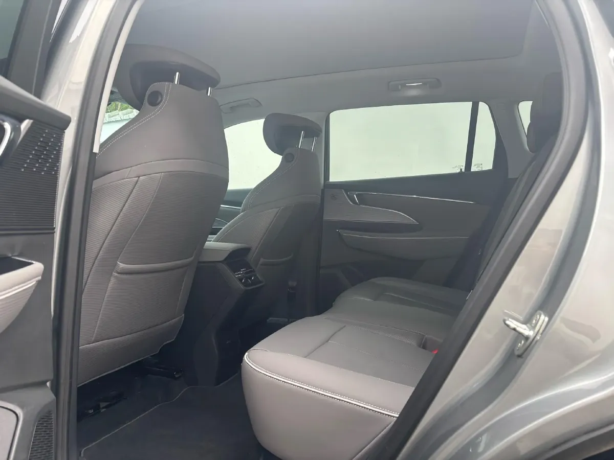 2023 Buick EnvisionPlus 1.5T 211HP L4 9AT,autocango,china used car exporter,china ev exporter,chinese used car exporter,chinese used ev exporter