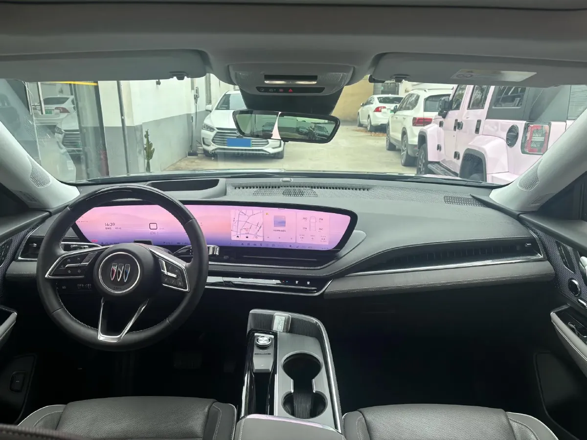 2023 Buick EnvisionPlus 1.5T 211HP L4 9AT,autocango,china used car exporter,china ev exporter,chinese used car exporter,chinese used ev exporter