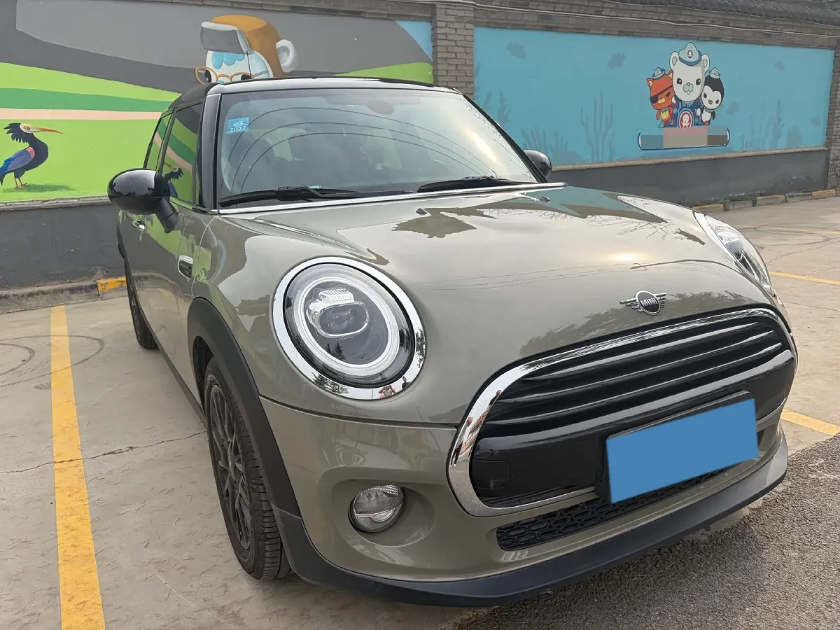 2018 MINI COUNTRYMAN 1.5T 136HP L3 6AT,autocango,china used car exporter,china ev exporter,chinese used car exporter,chinese used ev exporter
