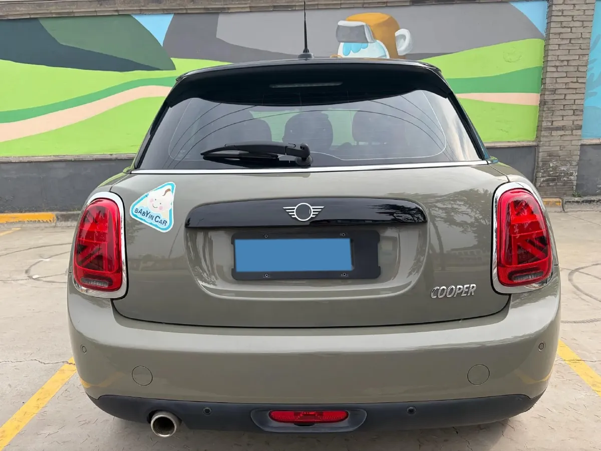 2018 MINI COUNTRYMAN 1.5T 136HP L3 6AT,autocango,china used car exporter,china ev exporter,chinese used car exporter,chinese used ev exporter