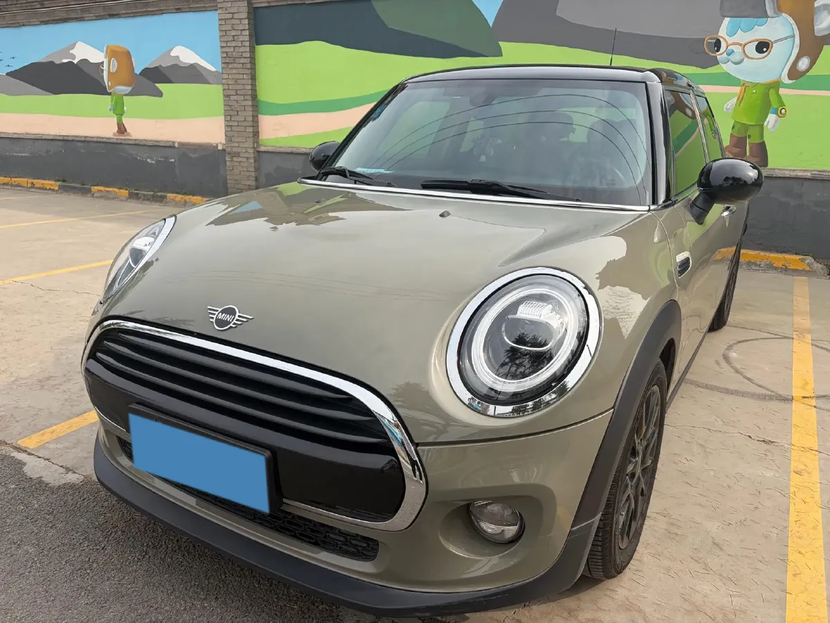 2018 MINI COUNTRYMAN 1.5T 136HP L3 6AT,autocango,china used car exporter,china ev exporter,chinese used car exporter,chinese used ev exporter