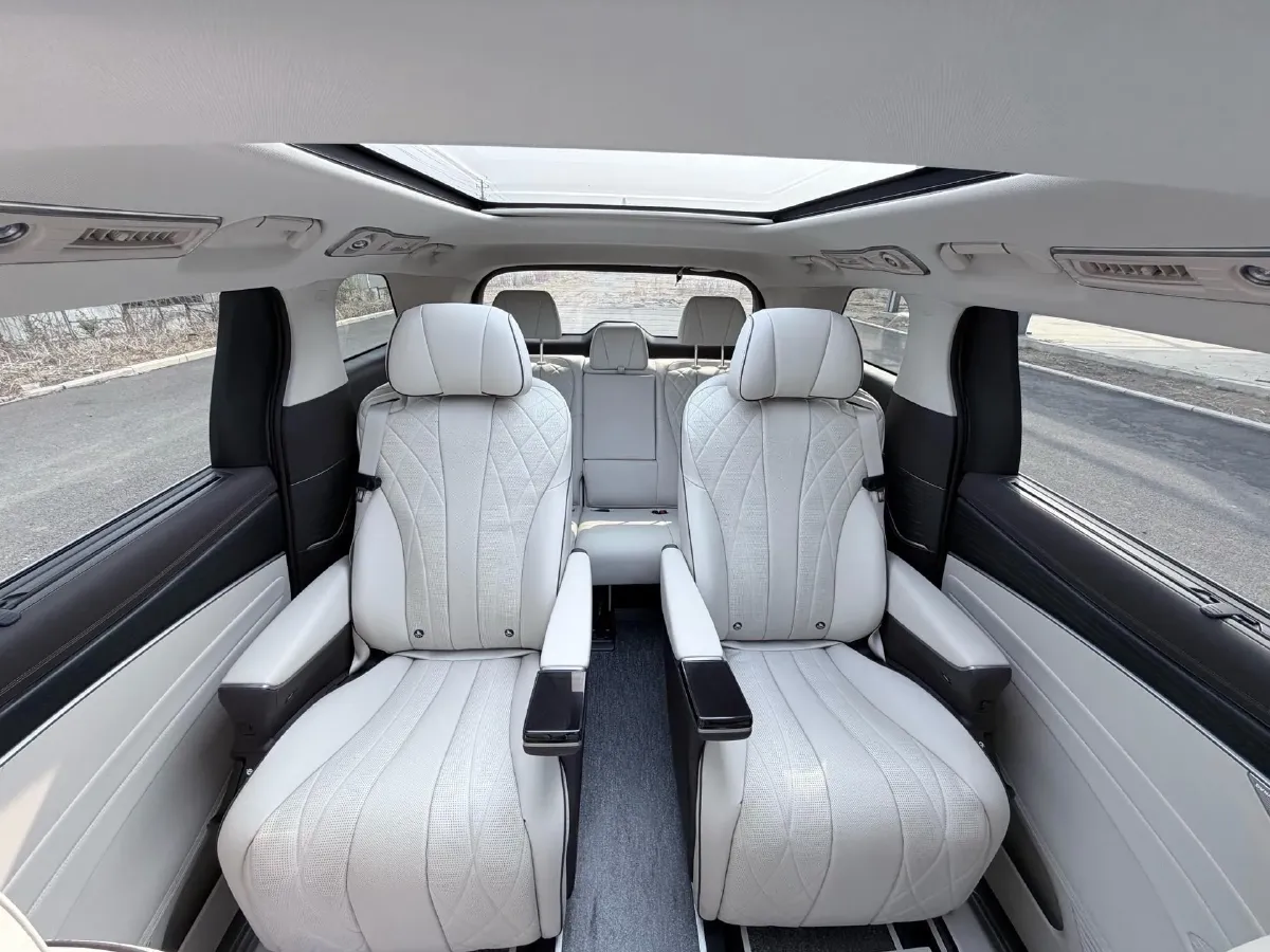 2024 Denza D9 1.5T 139HP L4 E-CVT PHEV 40KWH,autocango,china used car exporter,china ev exporter,chinese used car exporter,chinese used ev exporter