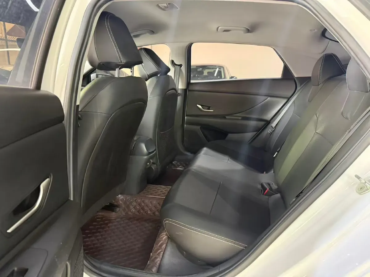 2021 Hyundai Elantra 1.5L 115HP L4 CVT,autocango,china used car exporter,china ev exporter,chinese used car exporter,chinese used ev exporter