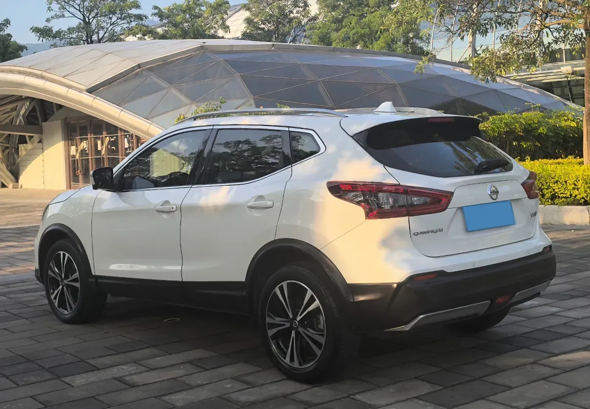 2021 Nissan Qashqai 2.0L 151HP L4 CVT,autocango,china used car exporter,china ev exporter,chinese used car exporter,chinese used ev exporter