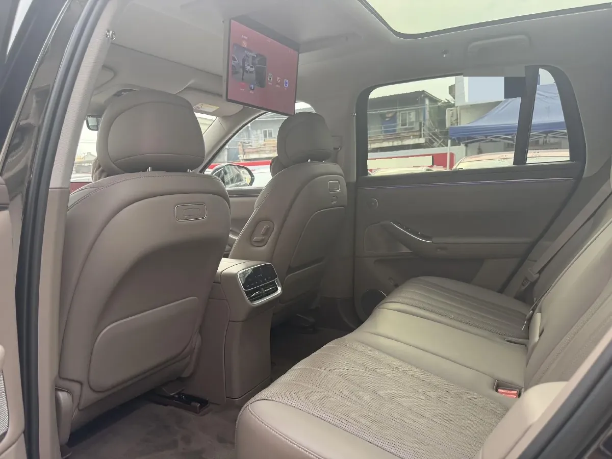 2026 AITO AITO M7 REEV 160HP REEV,autocango,china used car exporter,china ev exporter,chinese used car exporter,chinese used ev exporter