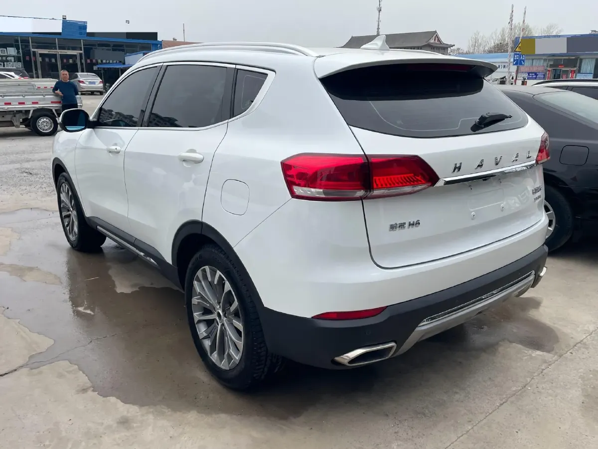 2017 Haval H6 2.0T 197HP L4 7DCT,autocango,china used car exporter,china ev exporter,chinese used car exporter,chinese used ev exporter