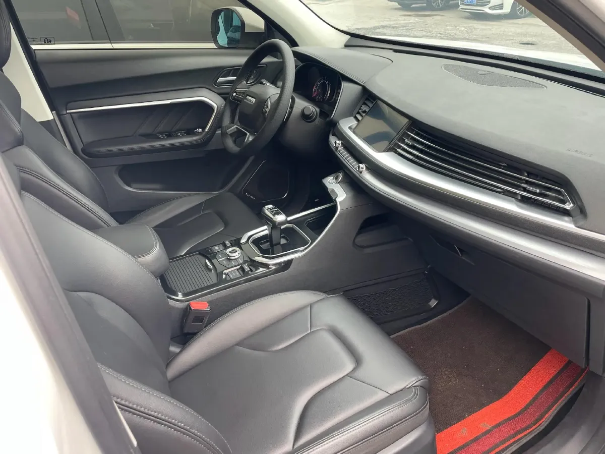 2017 Haval H6 2.0T 197HP L4 7DCT,autocango,china used car exporter,china ev exporter,chinese used car exporter,chinese used ev exporter