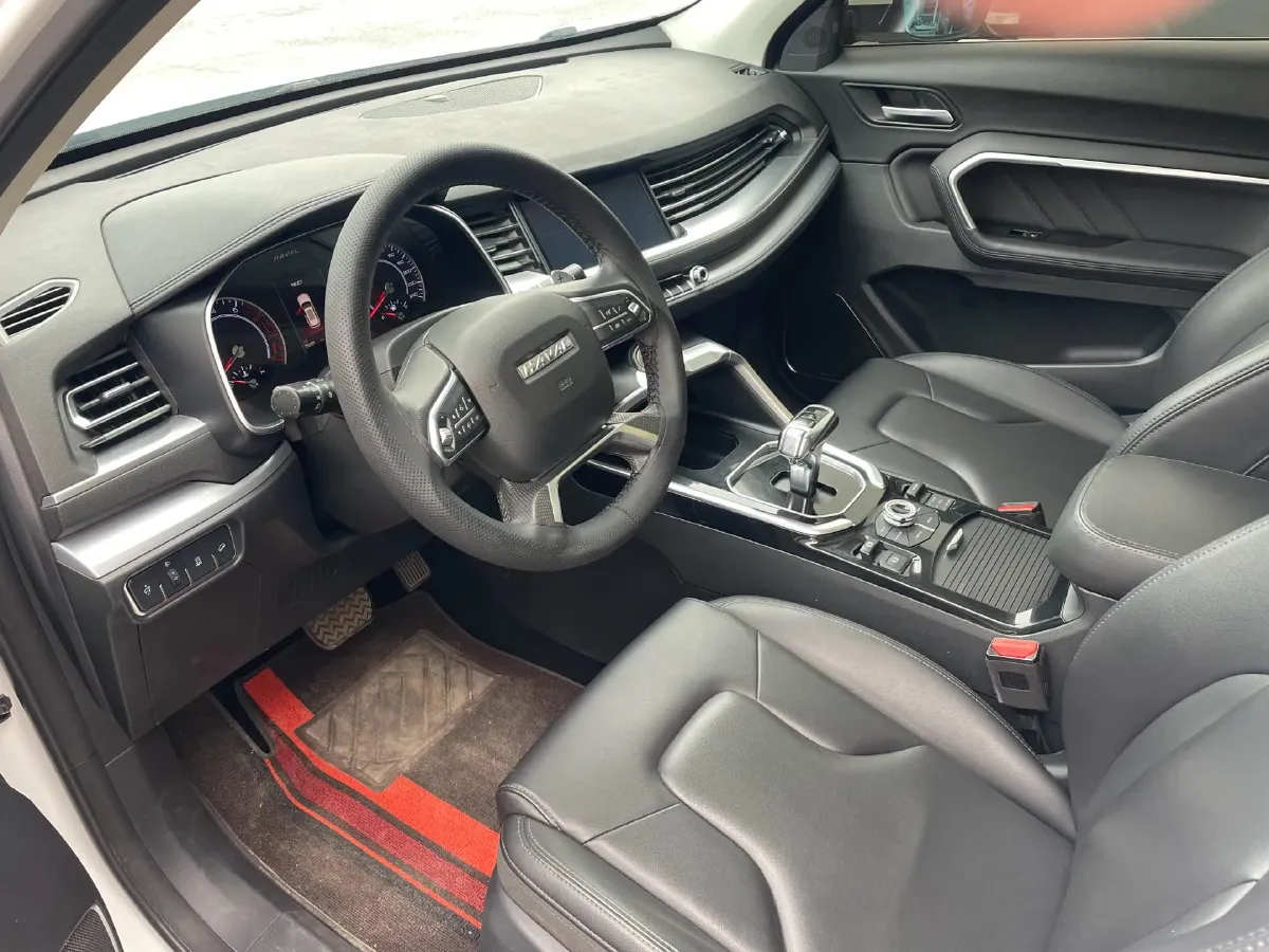 2017 Haval H6 2.0T 197HP L4 7DCT,autocango,china used car exporter,china ev exporter,chinese used car exporter,chinese used ev exporter