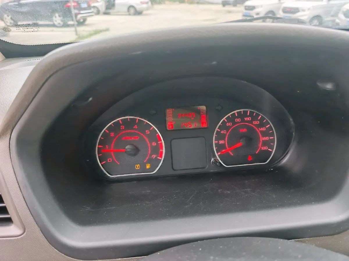 2021 WuLing RongGuang S 1.2L 76HP L4 5MT,autocango,china used car exporter,china ev exporter,chinese used car exporter,chinese used ev exporter