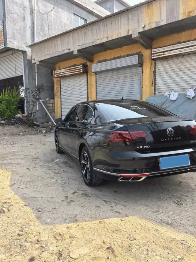 2023 Volkswagen Magotan 2.0T 186HP L4 7DCT,autocango,china used car exporter,china ev exporter,chinese used car exporter,chinese used ev exporter