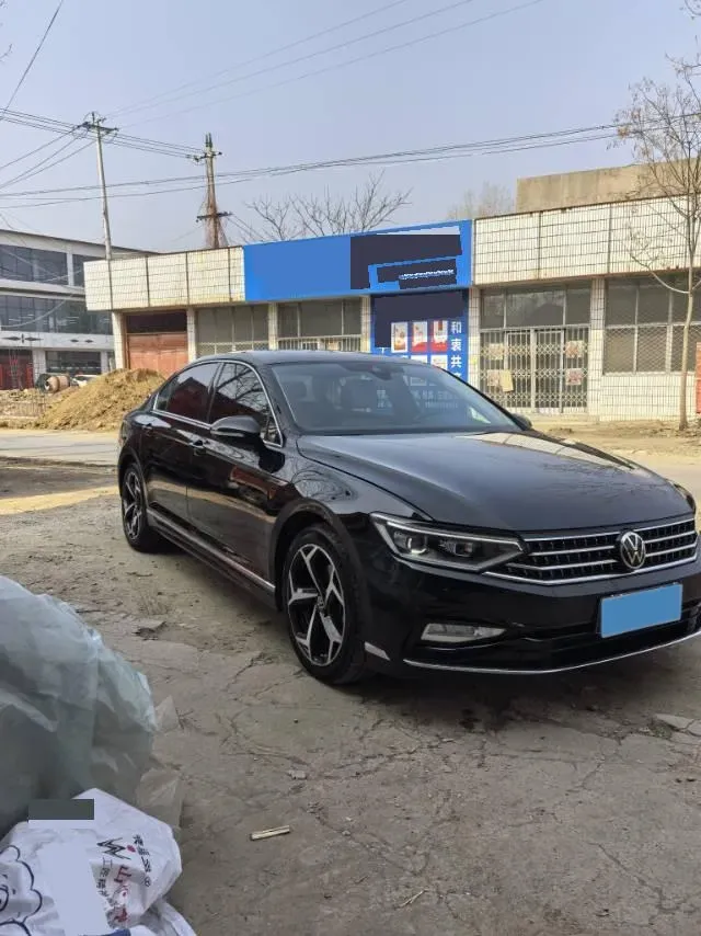 2023 Volkswagen Magotan 2.0T 186HP L4 7DCT,autocango,china used car exporter,china ev exporter,chinese used car exporter,chinese used ev exporter