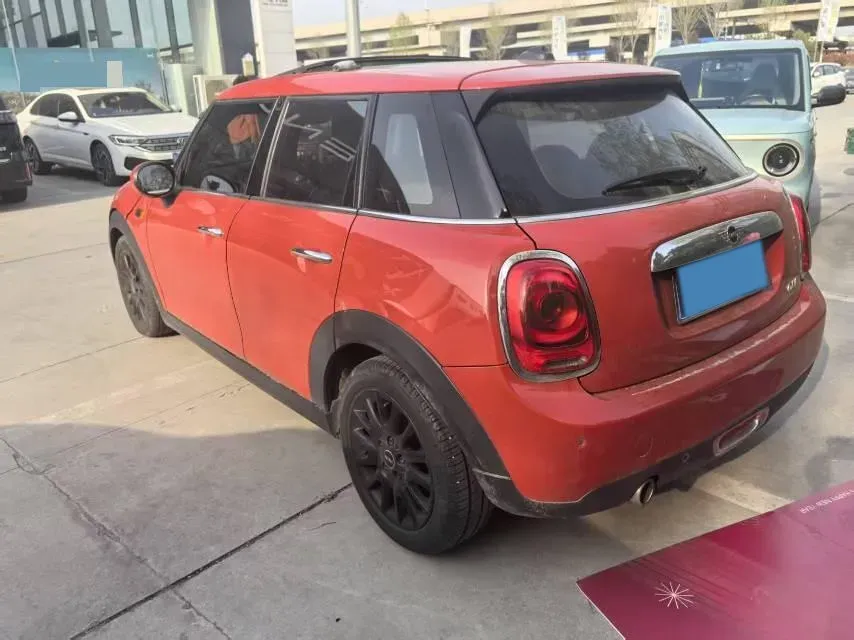 2019 MINI MINI 1.5T 102HP L3 7DCT,autocango,china used car exporter,china ev exporter,chinese used car exporter,chinese used ev exporter