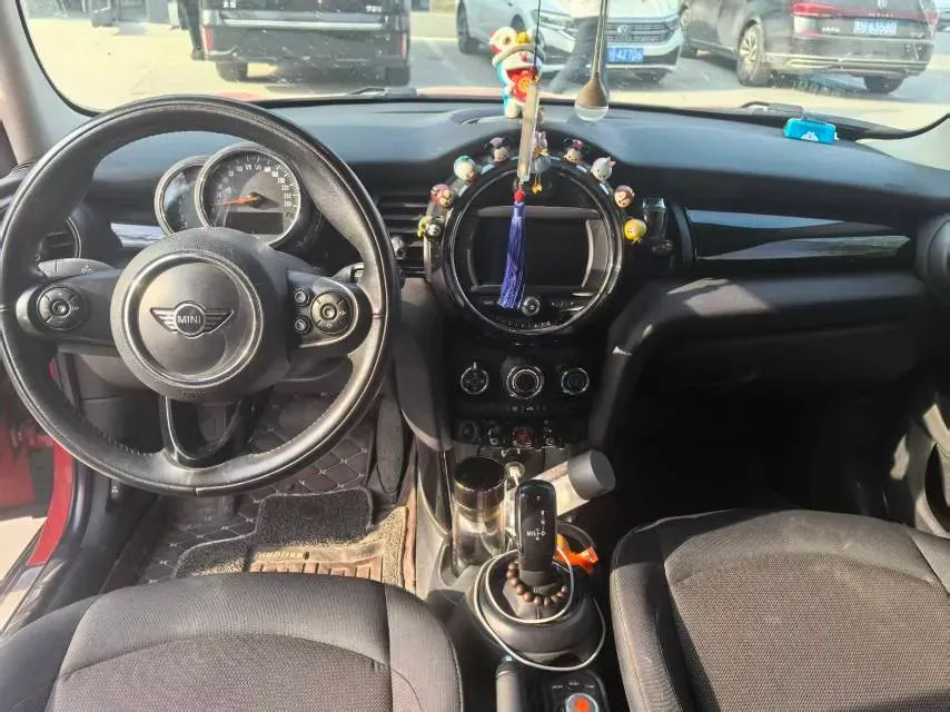 2019 MINI MINI 1.5T 102HP L3 7DCT,autocango,china used car exporter,china ev exporter,chinese used car exporter,chinese used ev exporter