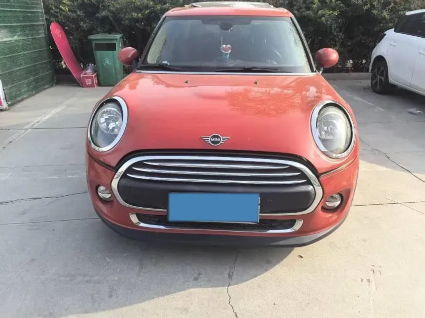 2019 MINI MINI 1.5T 102HP L3 7DCT,autocango,china used car exporter,china ev exporter,chinese used car exporter,chinese used ev exporter