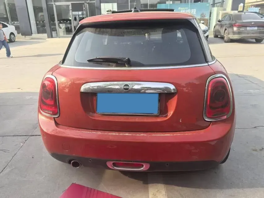 2019 MINI MINI 1.5T 102HP L3 7DCT,autocango,china used car exporter,china ev exporter,chinese used car exporter,chinese used ev exporter