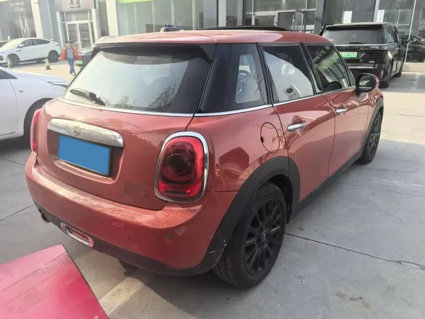 2019 MINI MINI 1.5T 102HP L3 7DCT,autocango,china used car exporter,china ev exporter,chinese used car exporter,chinese used ev exporter