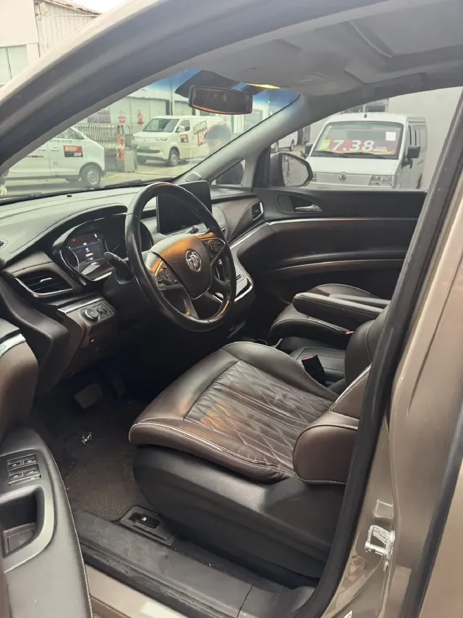 2022 Buick GL8 2.0T 237HP L4 9AT,autocango,china used car exporter,china ev exporter,chinese used car exporter,chinese used ev exporter