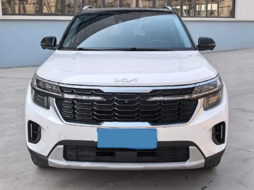 2023 Kia Seltos 1.5L 115HP L4 CVT,autocango,china used car exporter,china ev exporter,chinese used car exporter,chinese used ev exporter