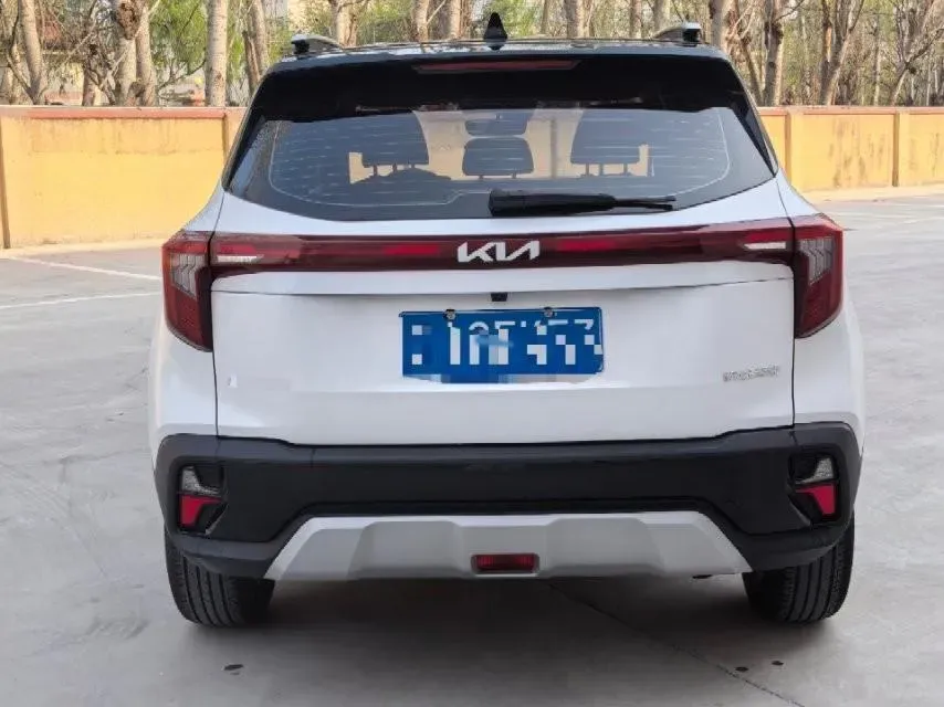 2023 Kia Seltos 1.5L 115HP L4 CVT,autocango,china used car exporter,china ev exporter,chinese used car exporter,chinese used ev exporter