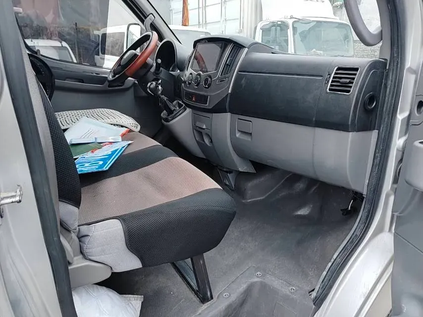 2021 DongFeng DFAC YuFeng 2.5T 136HP L4 6MT,autocango,china used car exporter,china ev exporter,chinese used car exporter,chinese used ev exporter