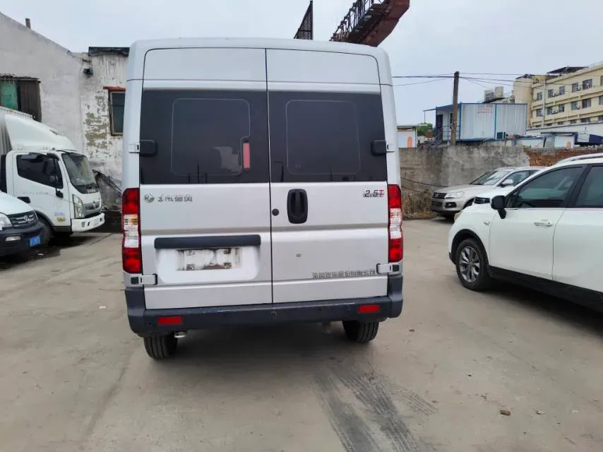 2021 DongFeng DFAC YuFeng 2.5T 136HP L4 6MT,autocango,china used car exporter,china ev exporter,chinese used car exporter,chinese used ev exporter