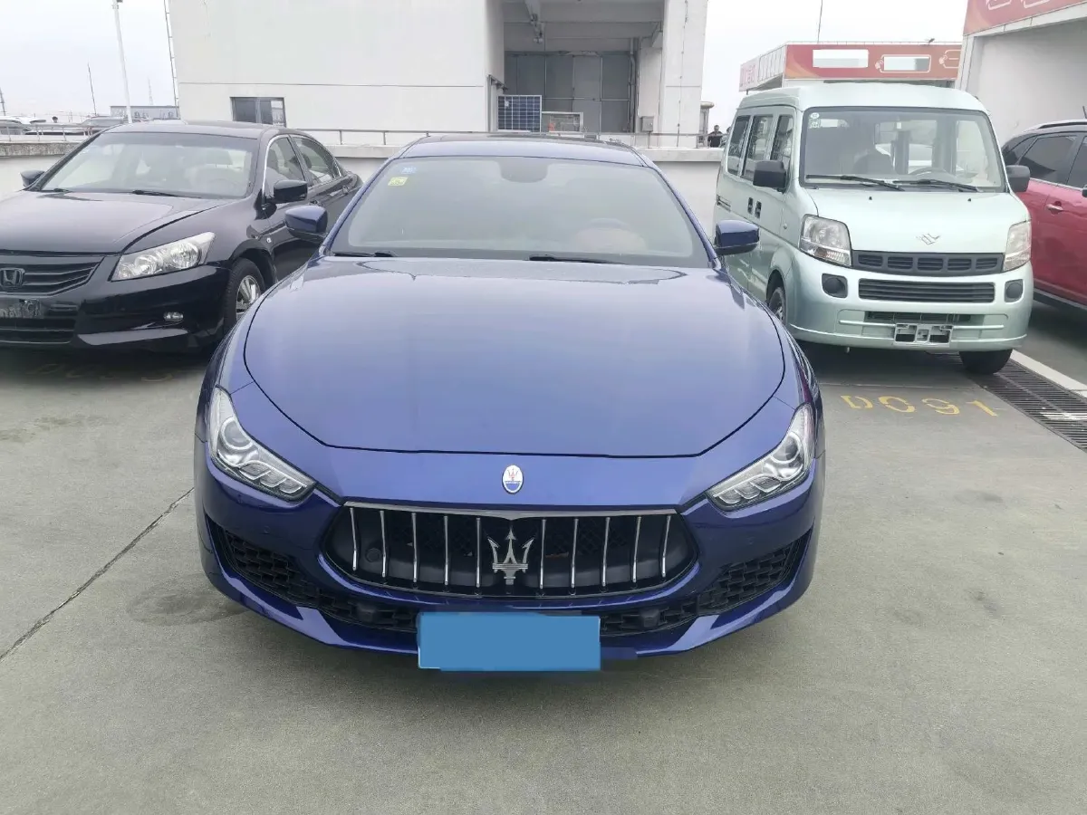 2018 Maserati Ghibli 3.0T 350HP V6 8AT,autocango,china used car exporter,china ev exporter,chinese used car exporter,chinese used ev exporter