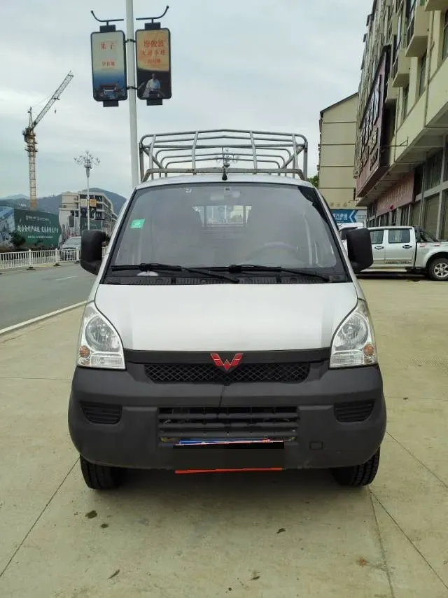 2019 WuLing RongGuang Mini Truck 1.2L 82HP L4 5MT,autocango,china used car exporter,china ev exporter,chinese used car exporter,chinese used ev exporter