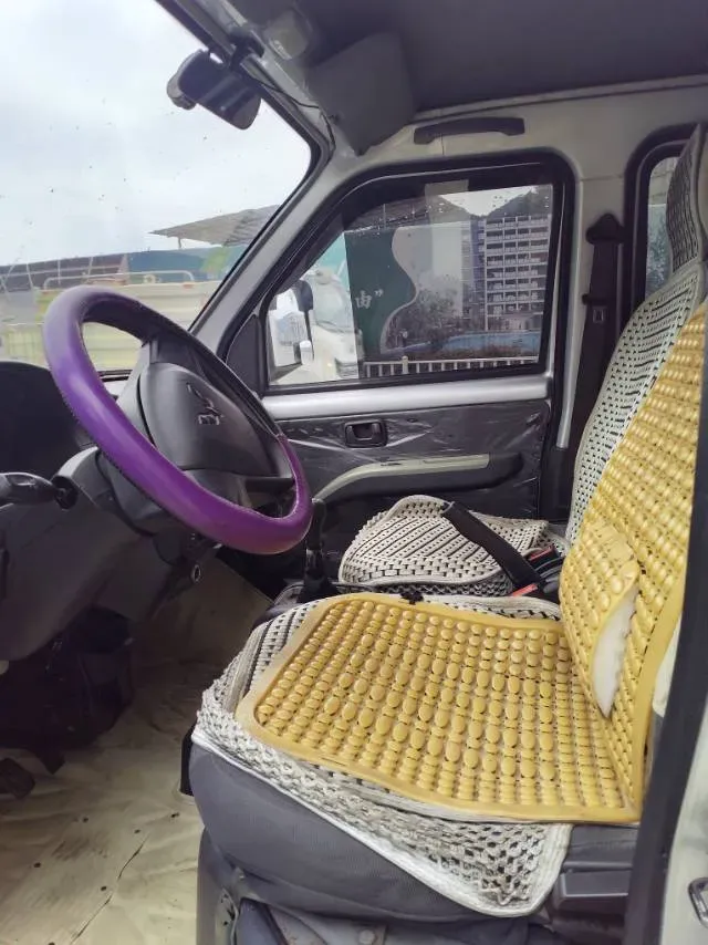 2019 WuLing RongGuang Mini Truck 1.2L 82HP L4 5MT,autocango,china used car exporter,china ev exporter,chinese used car exporter,chinese used ev exporter