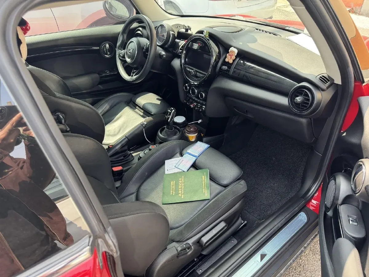 2019 MINI MINI 1.5T 136HP L3 7DCT,autocango,china used car exporter,china ev exporter,chinese used car exporter,chinese used ev exporter