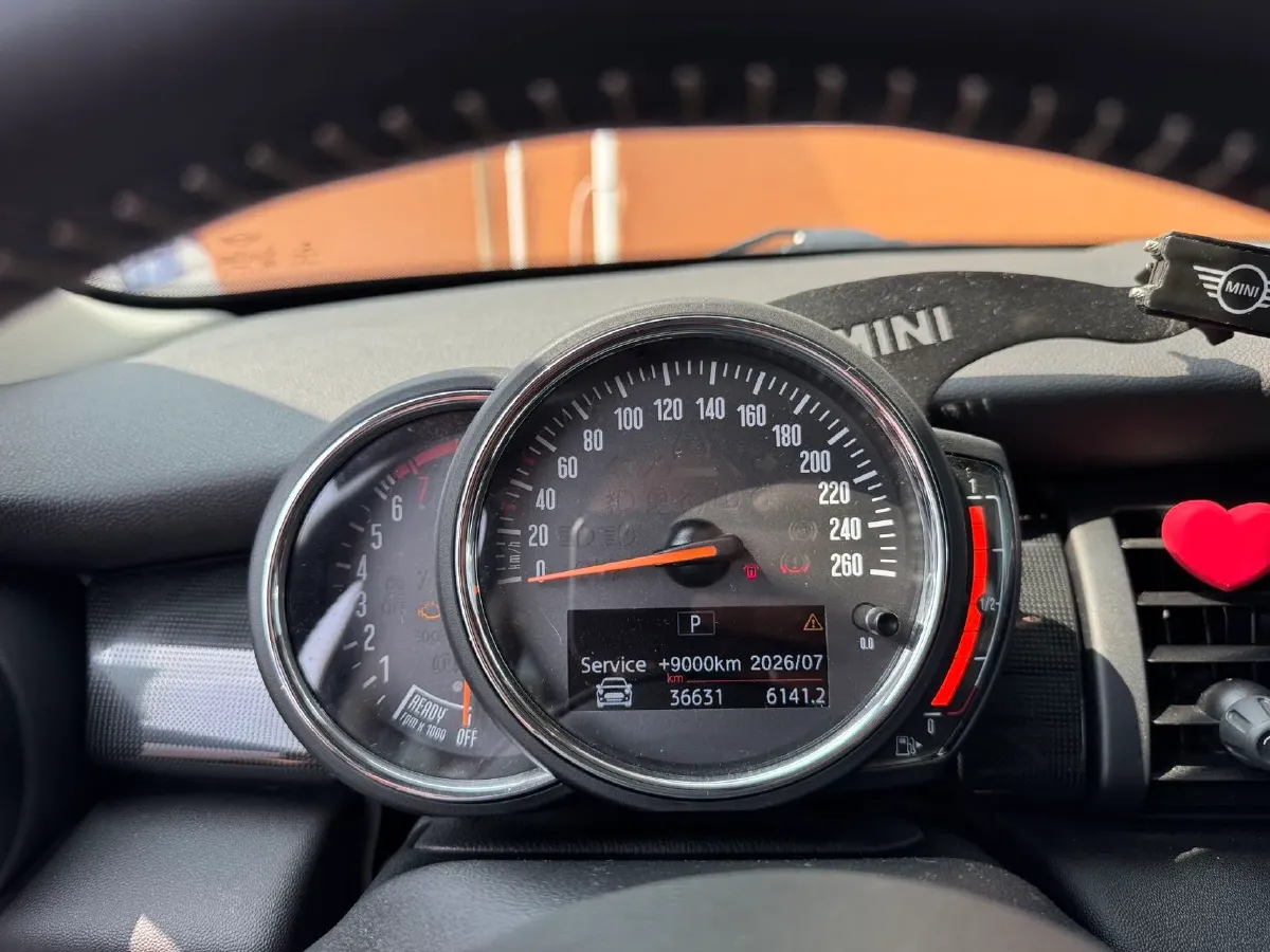 2019 MINI MINI 1.5T 136HP L3 7DCT,autocango,china used car exporter,china ev exporter,chinese used car exporter,chinese used ev exporter