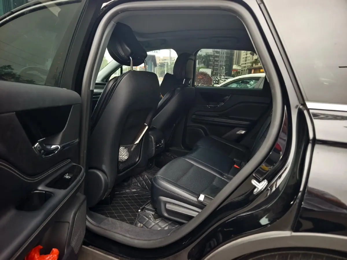 2022 Lincoln Corsair 2.0T 245HP L4 8AT,autocango,china used car exporter,china ev exporter,chinese used car exporter,chinese used ev exporter