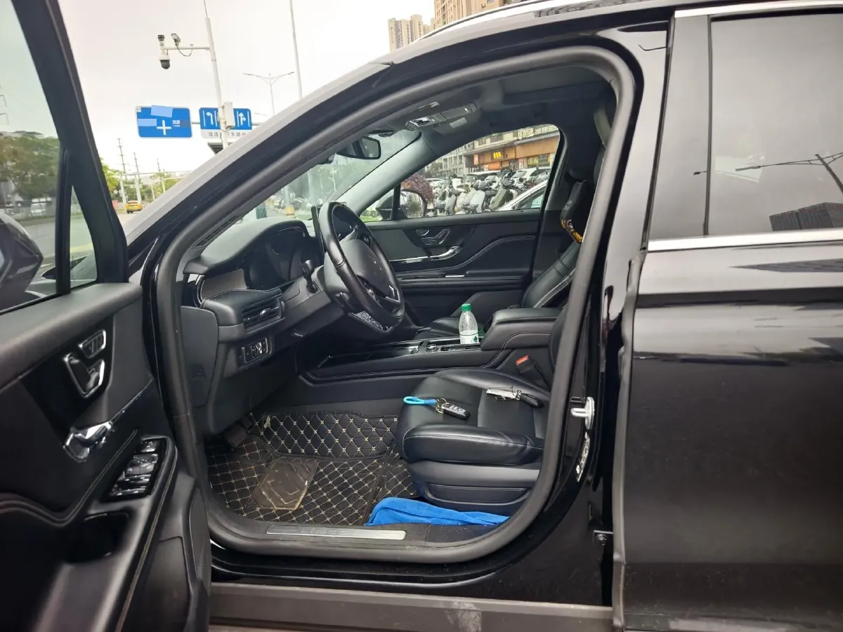 2022 Lincoln Corsair 2.0T 245HP L4 8AT,autocango,china used car exporter,china ev exporter,chinese used car exporter,chinese used ev exporter