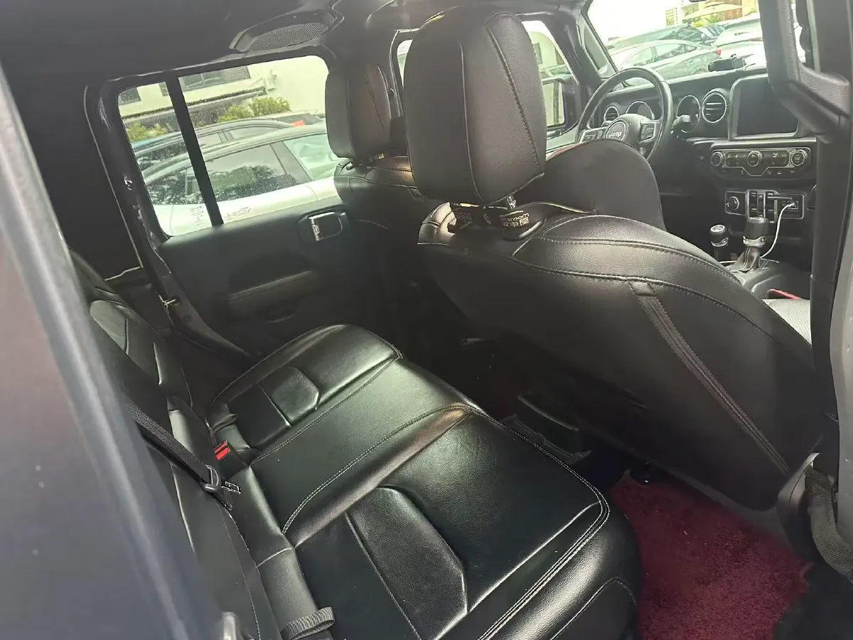 2021 Jeep Wrangler 2.0T 266HP L4 8AT PHEV 17KWH,autocango,china used car exporter,china ev exporter,chinese used car exporter,chinese used ev exporter