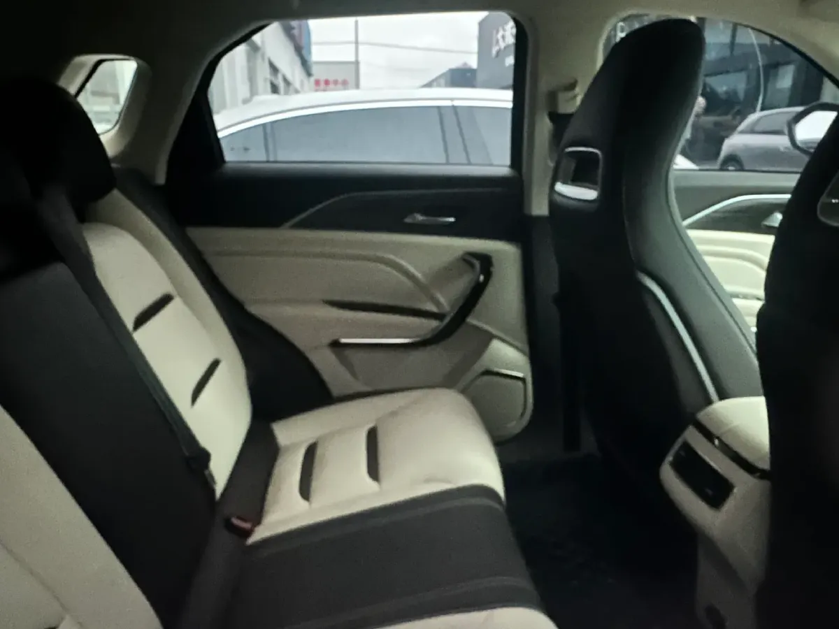 2020 Bestune T77 1.5T 169HP L4 7DCT,autocango,china used car exporter,china ev exporter,chinese used car exporter,chinese used ev exporter