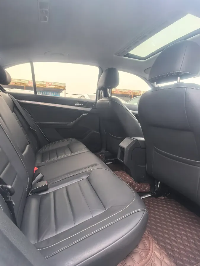 2017 Volkswagen Lavida 1.4T 131HP L4 7DCT,autocango,china used car exporter,china ev exporter,chinese used car exporter,chinese used ev exporter