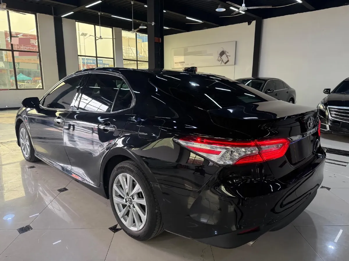 2021 Toyota Camry 2.0L 178HP L4 CVT,autocango,china used car exporter,china ev exporter,chinese used car exporter,chinese used ev exporter